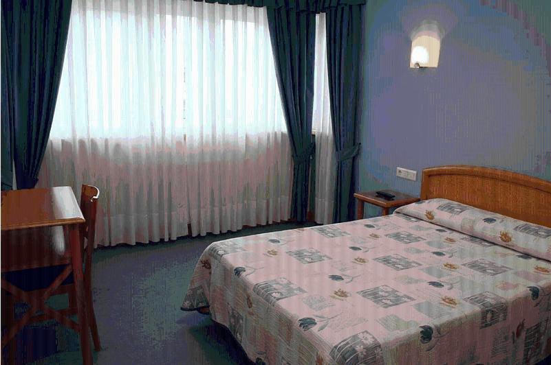 Hotel La Guindal Арріондас Номер фото